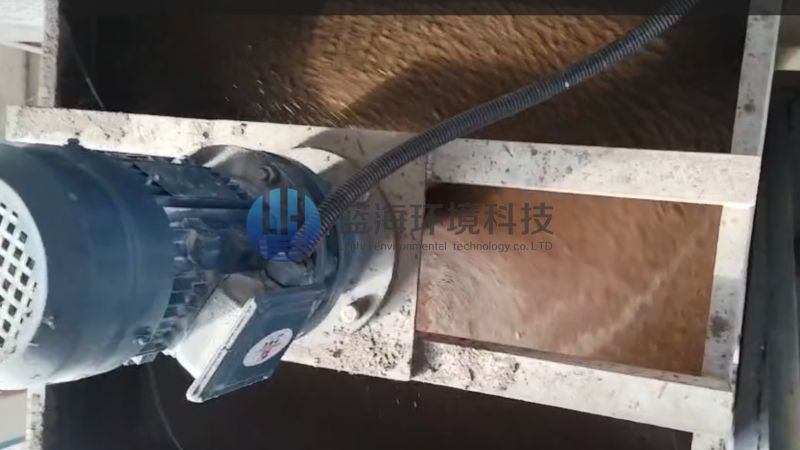 廣西仙鶴新材料丨低壓+高壓帶式污泥脫水機(jī)，干度達(dá)45%